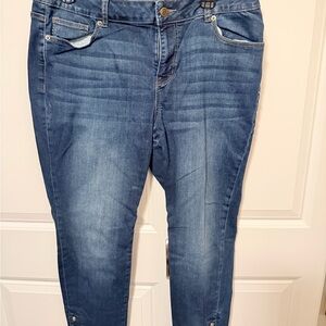 Classic Mid-Blue Women’s Jeans